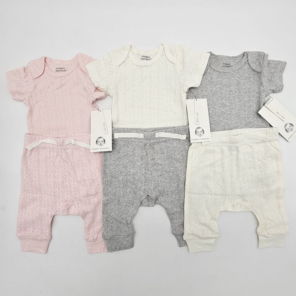 Lot Gerber/Modern Moments outfits 0-3 month NWT Onesies bodysuits pants Cotton - Picture 2 of 9